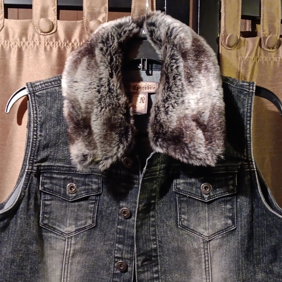 Aphrodite Jackets & Blazers - Faux fur collar jean vest